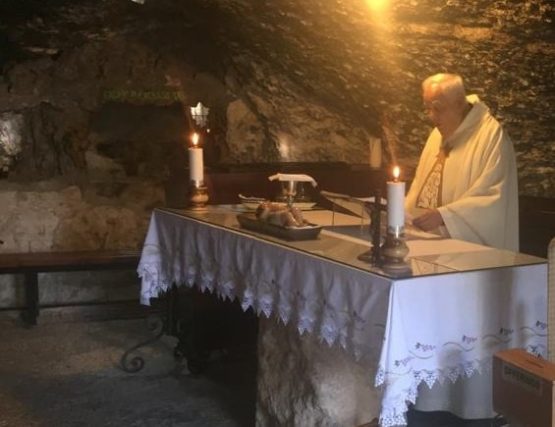 celebracion cueva pastores belen