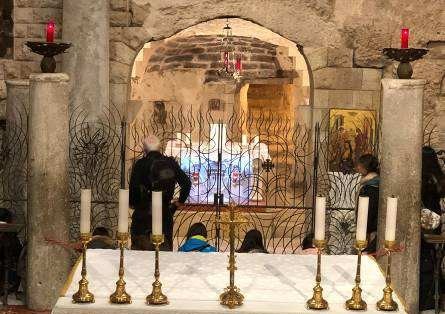 Cripta de Nazaret, donde el Verbo se hizo carne, de María Virgen