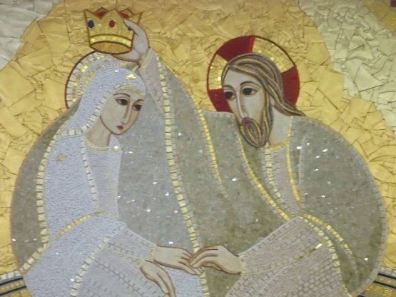 Camino de luz La mujer 8 5 2021