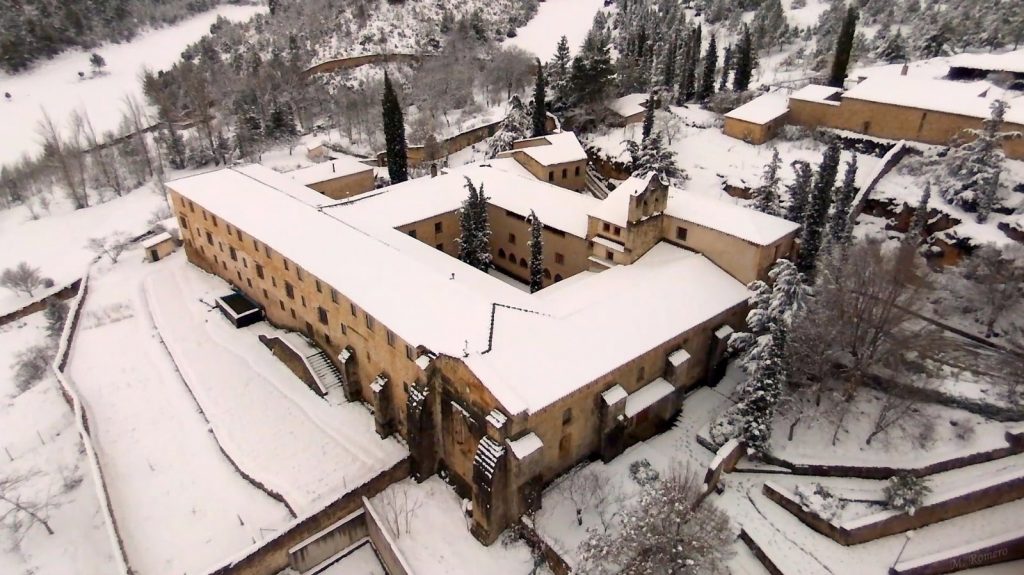 Vista del monasterio en dron