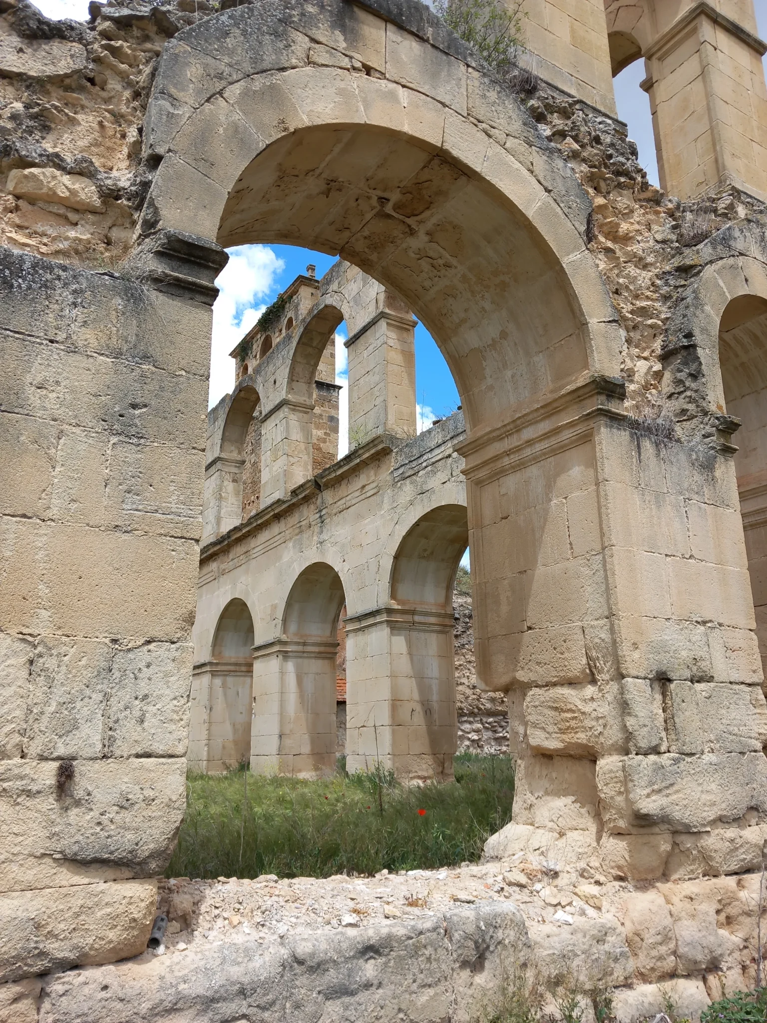 Santa Maria de Ovila scaled
